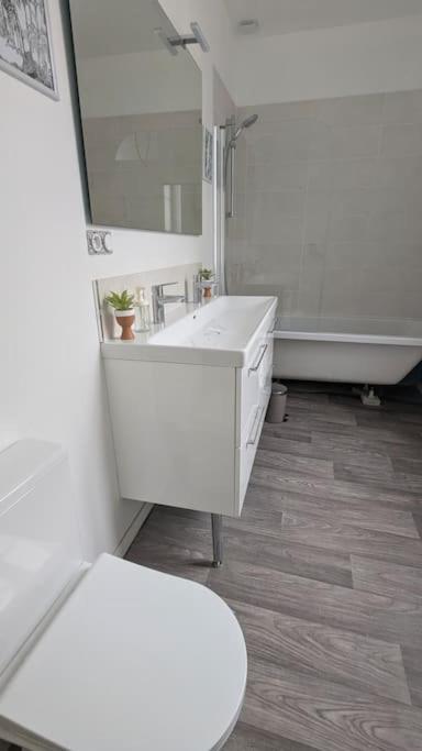 New Cosy Oasis - 2ch - 75 M2 Grande Terrasse Collective Appartement *